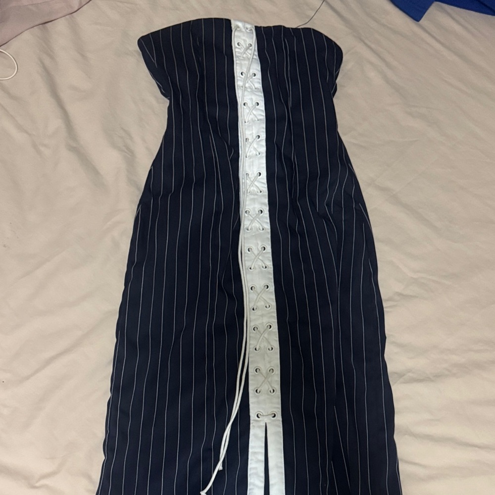 Elegant navy and White Strapless Dress